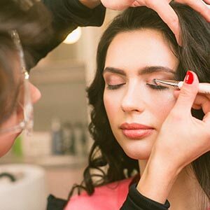 Make Up ​services in Caroline Springs